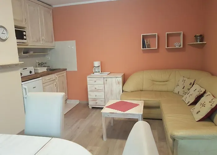 アパート Marie Megujult - Renewed